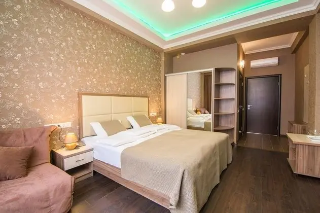 Deluxe Tek Büyük veya İki Ayrı Yataklı Oda