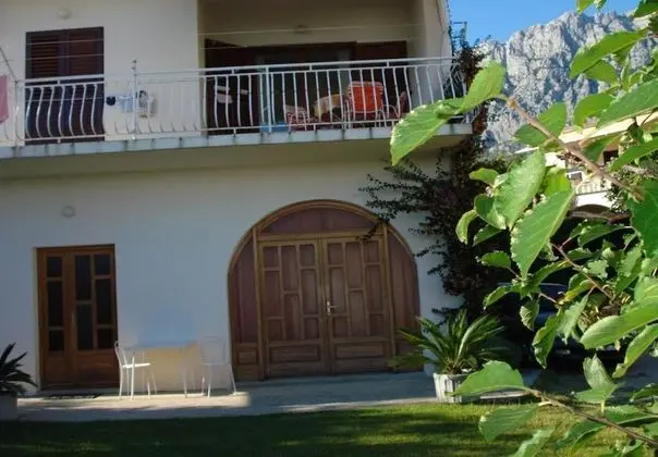 Apart Daire (Mlad - 650 m from sea - A2(2+1))