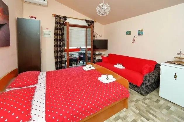 Stüdyo (Mladen- studio with balcony - SA-Biby)