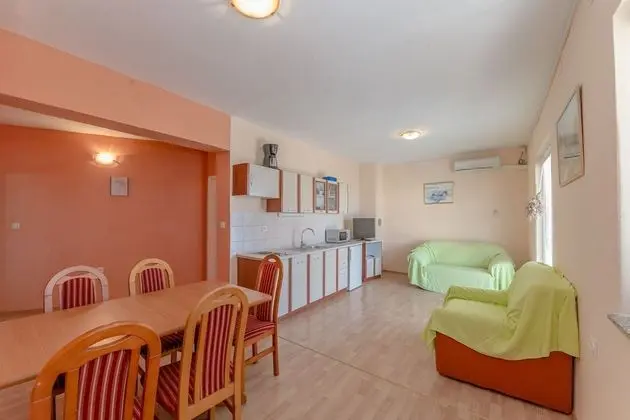 Apart Daire (Mlađo - swimming pool - A1(4+2))