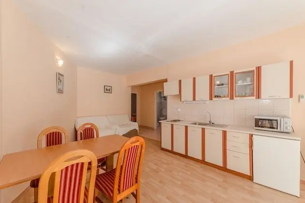 Apart Daire (Mlađo - swimming pool - A2(4+2))