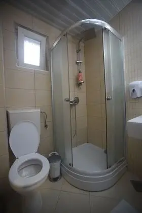 Deluxe Dört Kişilik Oda
