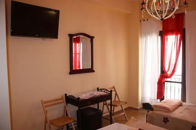 Tek Büyük veya İki Ayrı Yataklı Oda