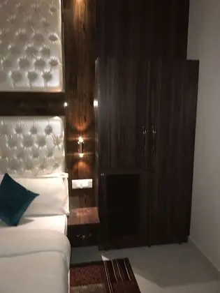 Superior Tek Büyük Yataklı Oda