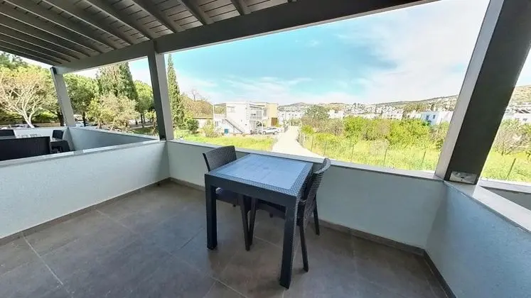 Standart Oda, Havuz Manzaralı, Teraslı