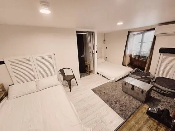 Toscana (Additional fee for futon)