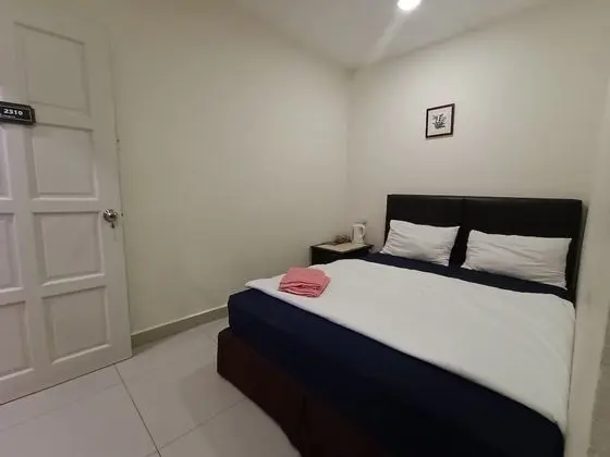 Standard Tek Büyük Yataklı Oda