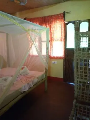 Standard Tek Büyük Yataklı Oda, 1 Büyük (Queen) Boy Yatak, Balkon, Bahçe Manzaralı