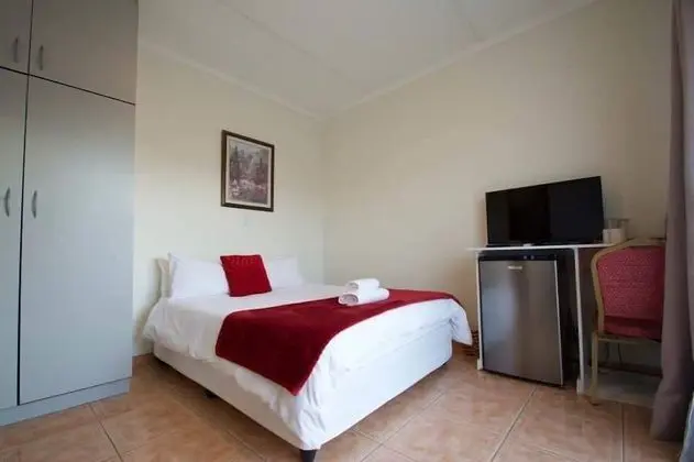 Tek Büyük Yataklı Oda