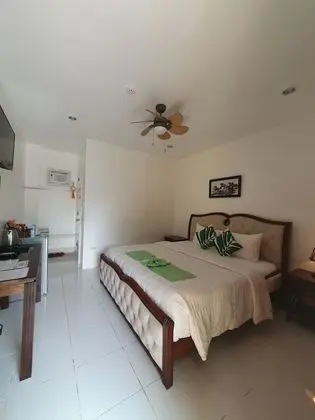 Deluxe Tek Büyük veya İki Ayrı Yataklı Oda, Balkon, Havuz Kenarı