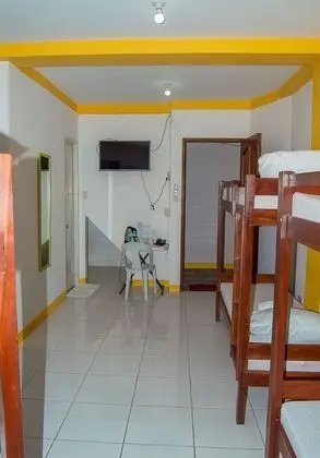 Ortak Ranzalı Oda, Özel Banyo, Havuz Kenarı (6 persons)