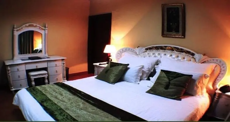 Executive Tek Büyük Yataklı Oda