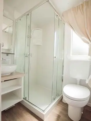 Karavan, Deniz Manzaralı