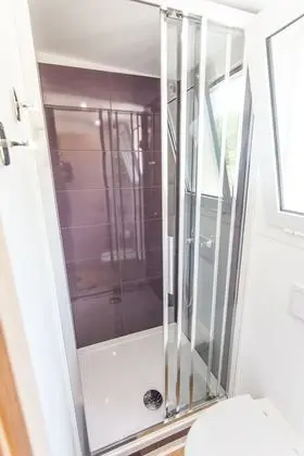 Ev