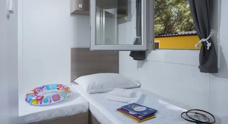 Karavan, 2 Yatak Odası, Teras (One bathroom)