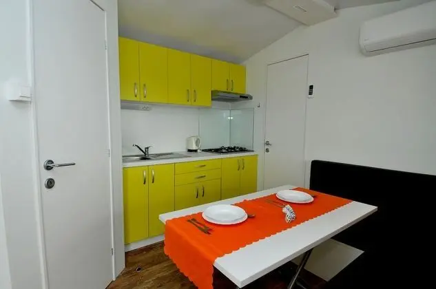 Karavan, 2 Yatak Odası, Teras (One bathroom)
