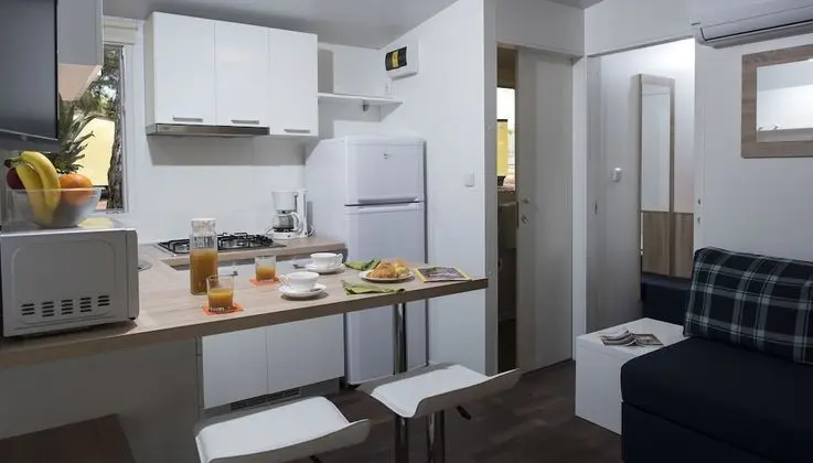 Premium Karavan, 2 Yatak Odası, Teras, Deniz Manzaralı