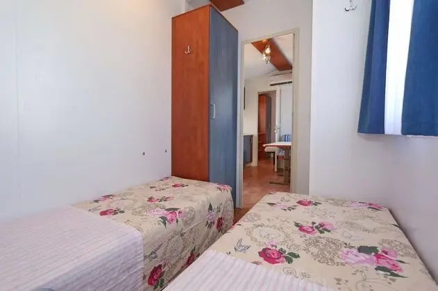 Karavan (3)