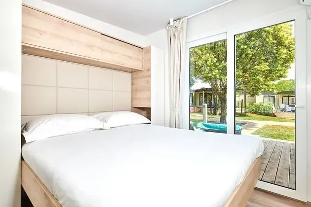 Premium Karavan