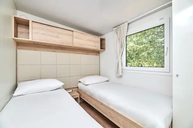 Premium Karavan