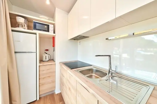 Premium Karavan