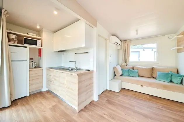 Premium Karavan
