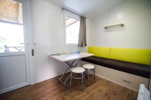 Karavan, 1 Yatak Odası, Göl Manzaralı