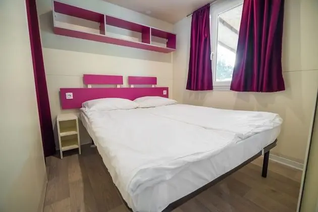 Karavan, 3 Yatak Odası (at Tennis Court)