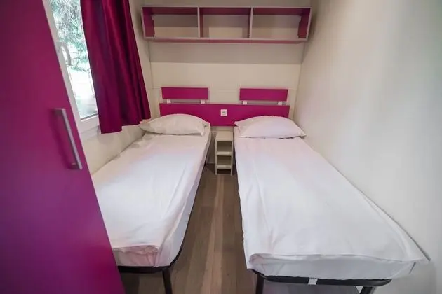 Karavan, 3 Yatak Odası (at Tennis Court)