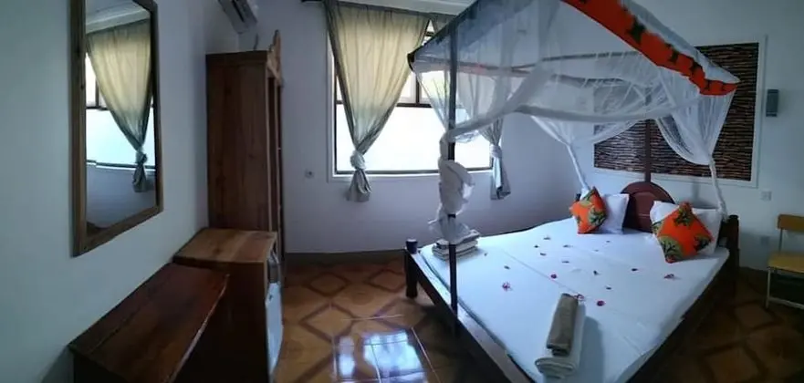 Standard Tek Büyük Yataklı Oda, Zemin Kat