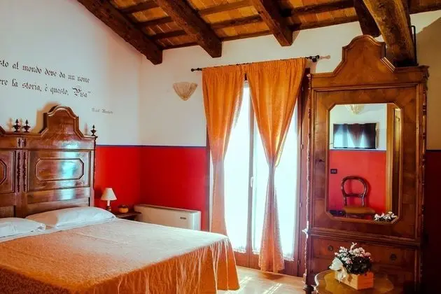 Tek Büyük Yataklı Oda, Veranda