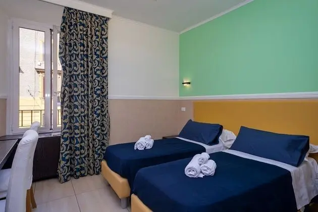 İki Ayrı Yataklı Oda, 2 Tek Kişilik Yatak