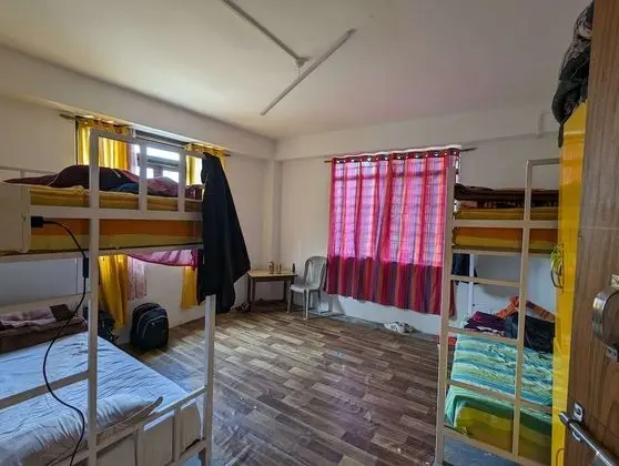 Economy Ortak Ranzalı Oda, Karma Ranzalı Oda, Sigara İçilmez, Ortak Banyo