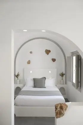 Delta Suite