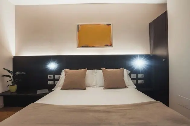 Standard Tek Büyük veya İki Ayrı Yataklı Oda, Bahçe Manzaralı