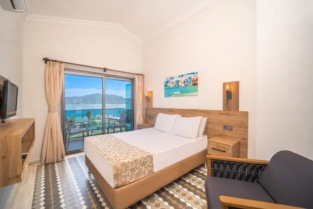 https://images.etstur.com/files/images/hotelImages/TR/50573/l/Moda-Beach-Boutique-Hotel-Oda-365497.jpg