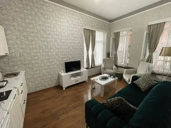 Elite Suite