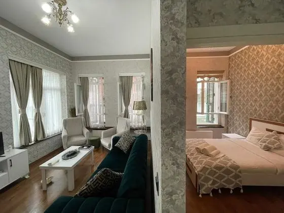 Elite Suite