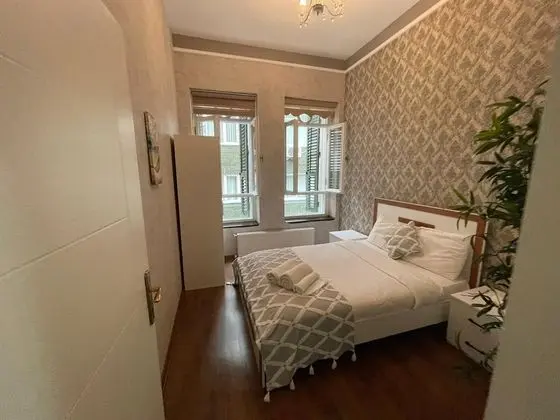 Elite Suite