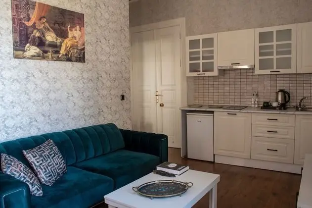 Elite Suite