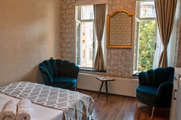 Romantic Room