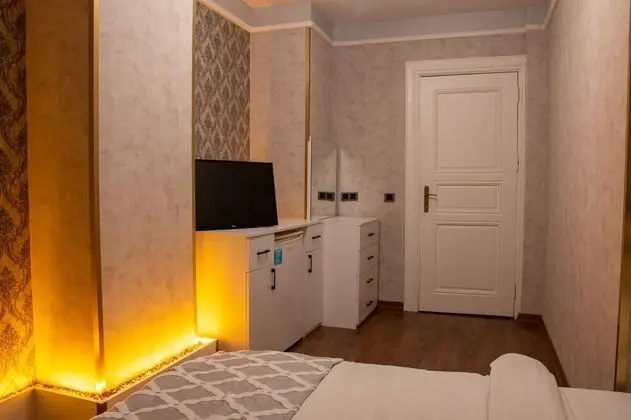 Suite, 1 Double Bed with Sofa bed, Garden View