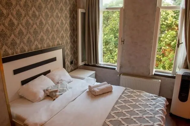 Suite, 1 Double Bed with Sofa bed, Garden View