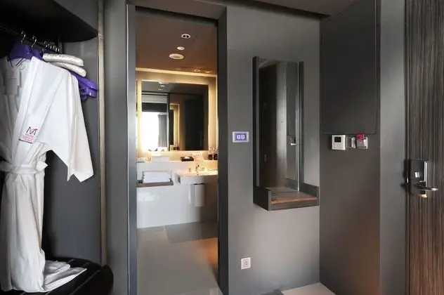 Business Studio