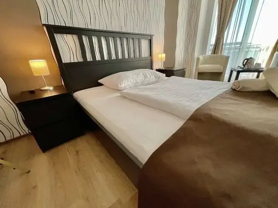 Comfort Tek Büyük Yataklı Oda