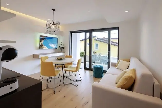 Apart Daire, Deniz Manzaralı (M1)