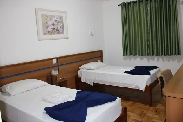 İki Ayrı Yataklı Oda, 2 Tek Kişilik Yatak