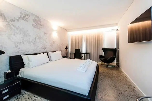 Tek Büyük Yataklı Oda (0 Bedroom)