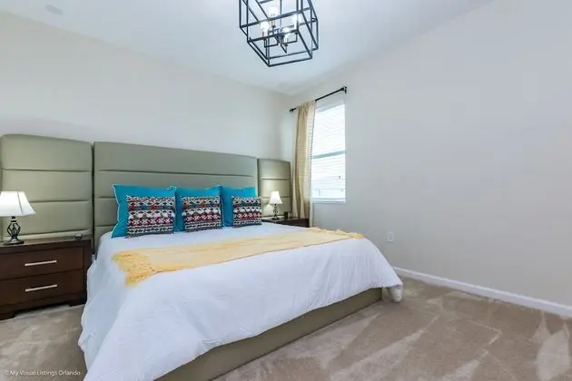 Villa (Spacious and Modern 8 Bedroom 5 Bathr)