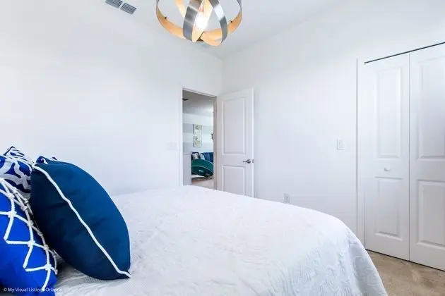 Villa (Spacious and Modern 8 Bedroom 5 Bathr)